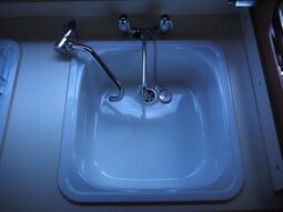 
										TOYOTA COASTER  2000 full									