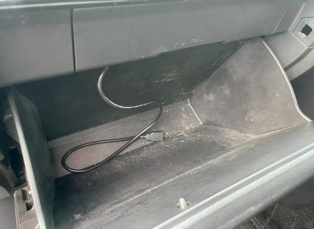 
								TOYOTA ALPHARD 2011 full									