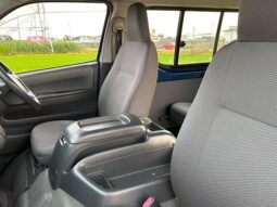 
										TOYOTA HIACE COMMUTER 2013 full									