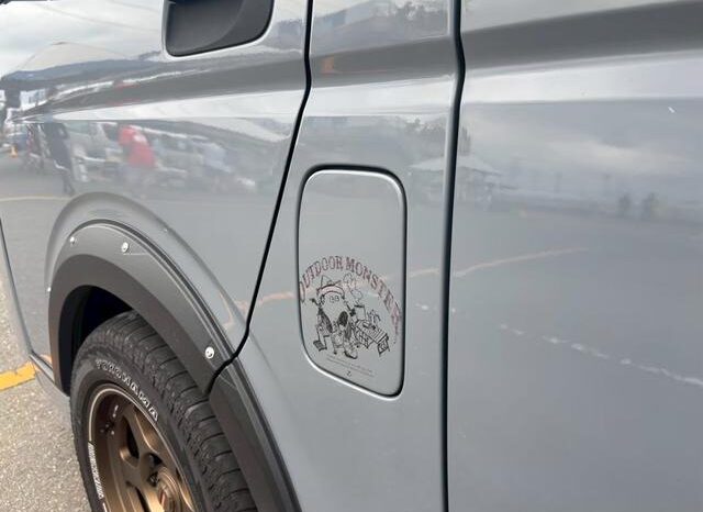 
								TOYOTA HIACE COMMUTER 2024 full									