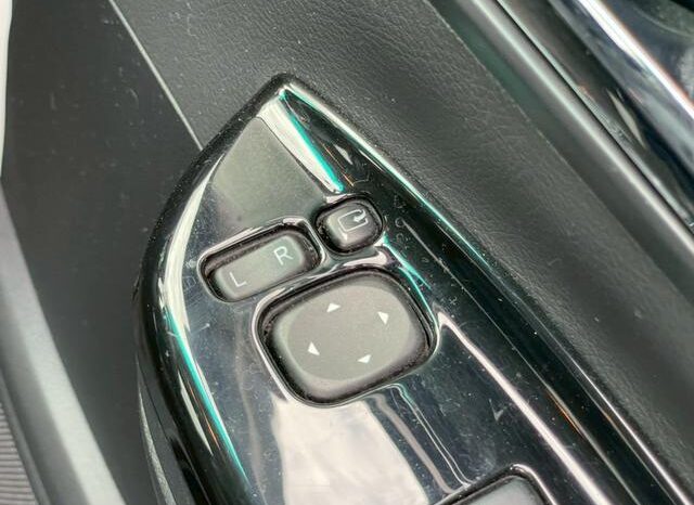 
								TOYOTA ALPHARD 2011 full									