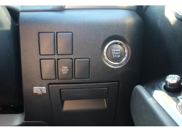 
								TOYOTA ALPHARD 2016 full									