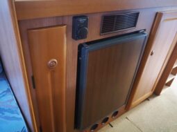 
										TOYOTA COASTER  2000 full									