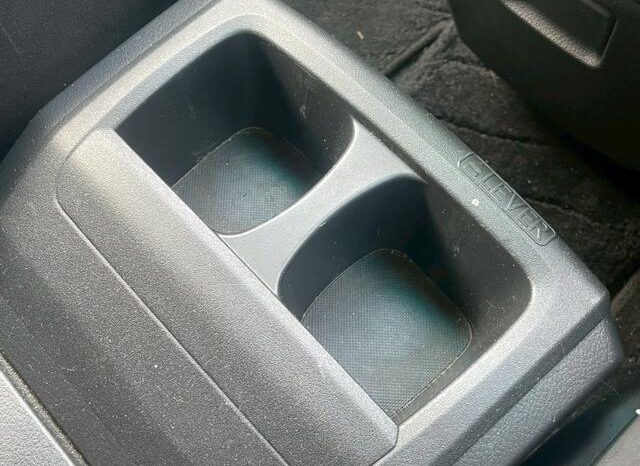 
								TOYOTA ALPHARD 2011 full									