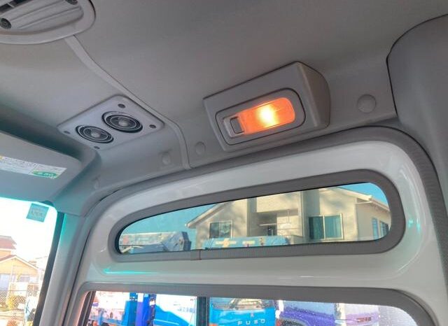 
								TOYOTA COASTER 2004 full									