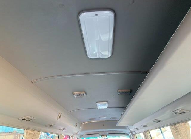 
								TOYOTA COASTER 2004 full									