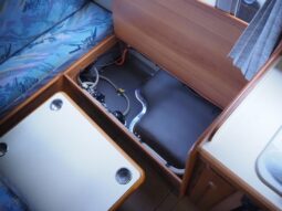 
										TOYOTA COASTER  2000 full									