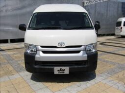 TOYOTA HIACE COMMUTER 2017