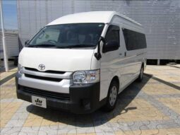 TOYOTA HIACE COMMUTER 2017