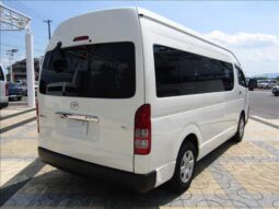 
										TOYOTA HIACE COMMUTER 2017 full									