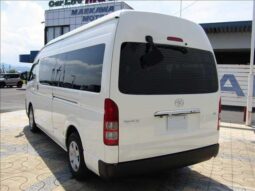 
										TOYOTA HIACE COMMUTER 2017 full									