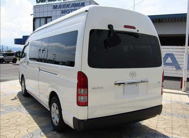 
								TOYOTA HIACE COMMUTER 2017 full									