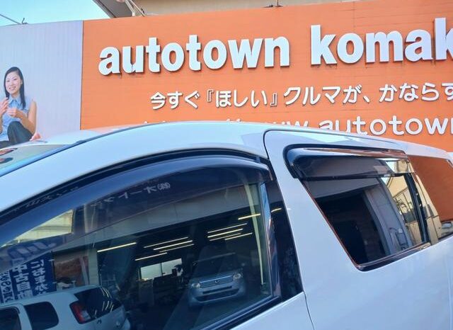 
								TOYOTA ALPHARD 2013 full									