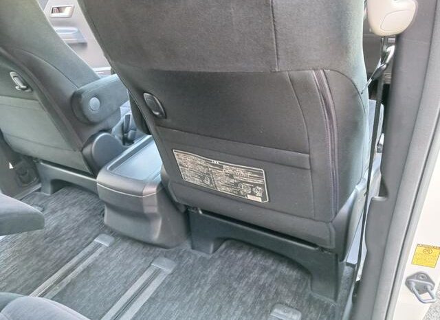 
								TOYOTA ALPHARD 2013 full									