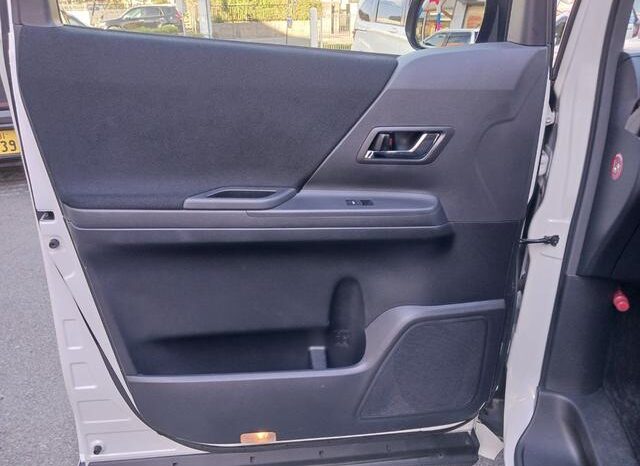 
								TOYOTA ALPHARD 2013 full									