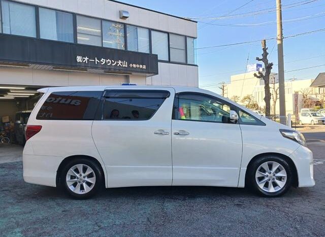 
								TOYOTA ALPHARD 2013 full									