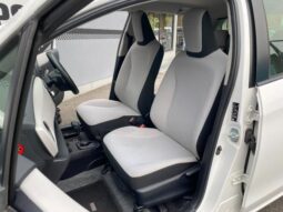 
										TOYOTA VITZ 2013 full									