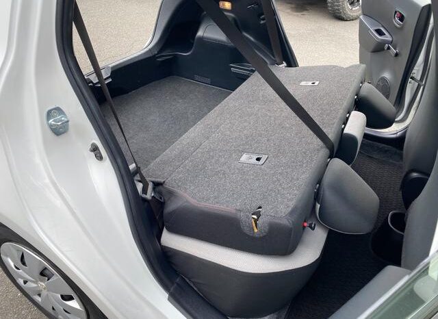 
								TOYOTA VITZ 2013 full									