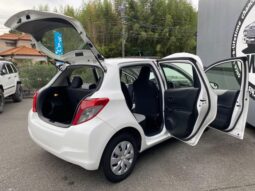 
										TOYOTA VITZ 2013 full									