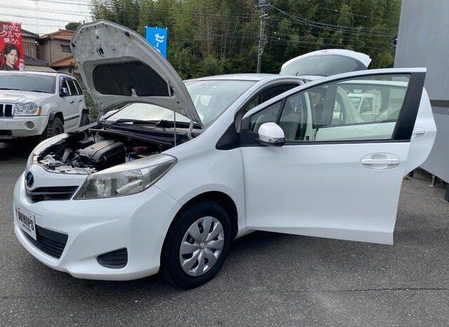 
								TOYOTA VITZ 2013 full									