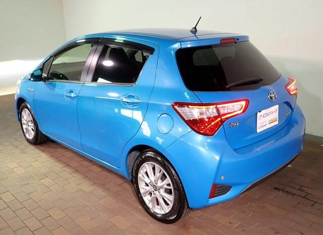 
								TOYOTA VITZ 2018 full									