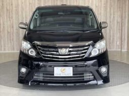 TOYOTA ALPHARD 2013