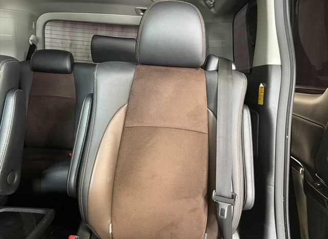 
								TOYOTA ALPHARD 2013 full									