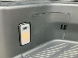 
										TOYOTA HIACE COMMUTER 2024 full									