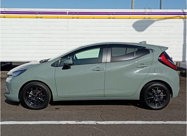 
								TOYOTA AQUA 2024 full									