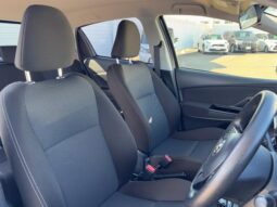 
										TOYOTA VITZ 2019 full									