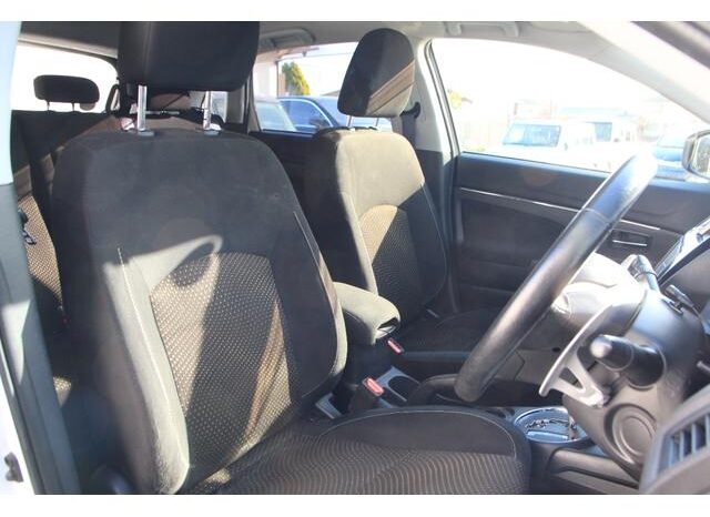 
								MITSUBISHI RVR 2014 full									