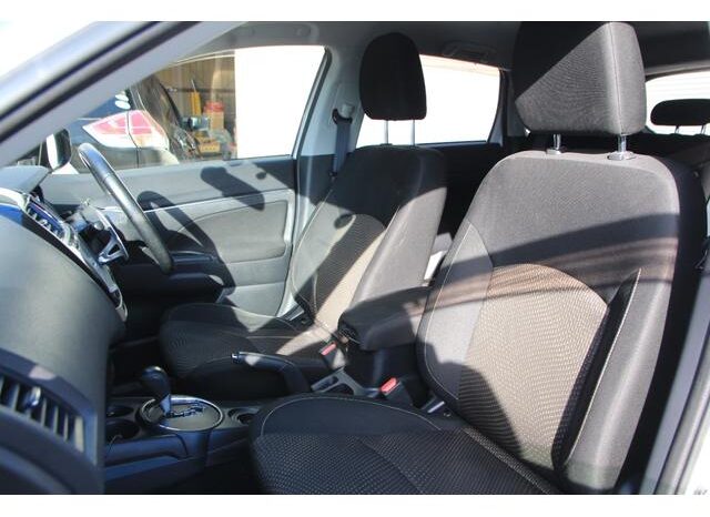 
								MITSUBISHI RVR 2014 full									