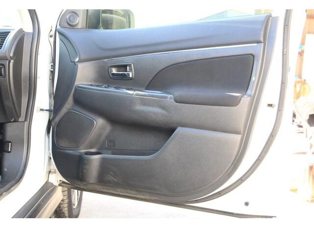 
								MITSUBISHI RVR 2014 full									