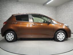 TOYOTA VITZ 2013