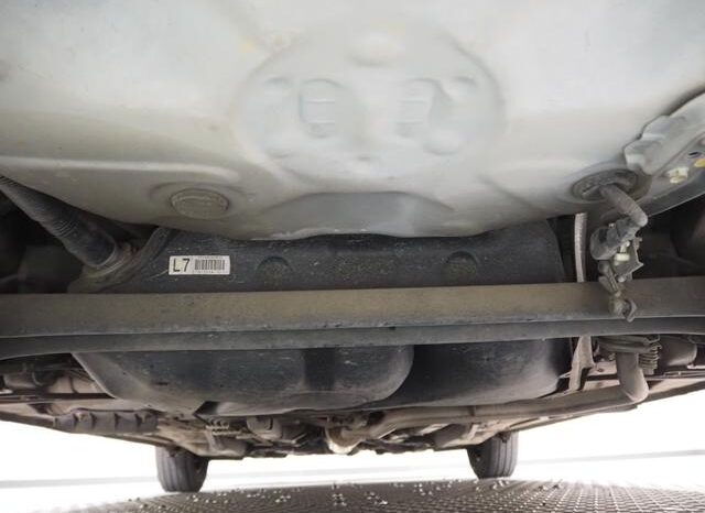 
								TOYOTA VITZ 2013 full									