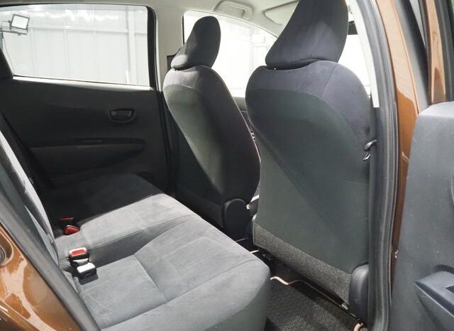 
								TOYOTA VITZ 2013 full									