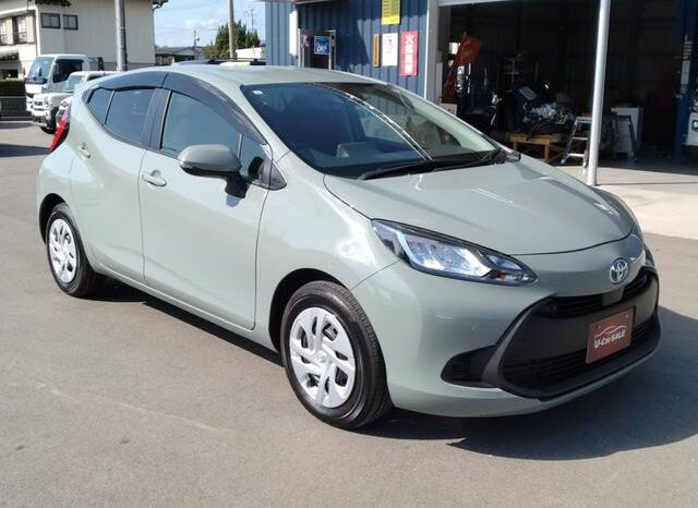 
								TOYOTA AQUA 2025 full									