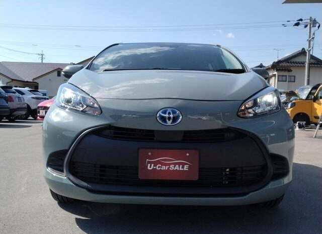 
								TOYOTA AQUA 2025 full									