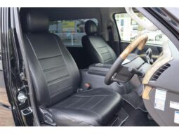 
										TOYOTA HIACE COMMUTER 2023 full									