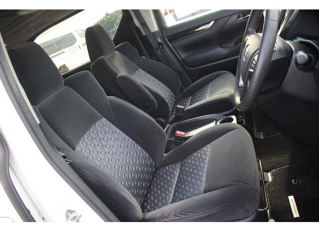 
								TOYOTA ALPHARD 2015 full									