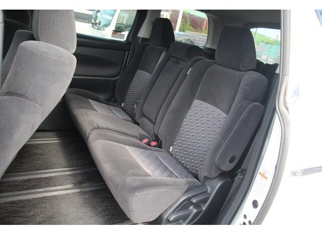 
								TOYOTA ALPHARD 2015 full									