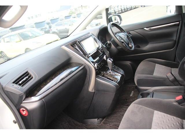 
								TOYOTA ALPHARD 2015 full									