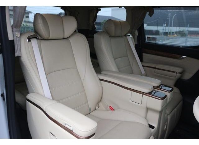 
								TOYOTA ALPHARD 2015 full									