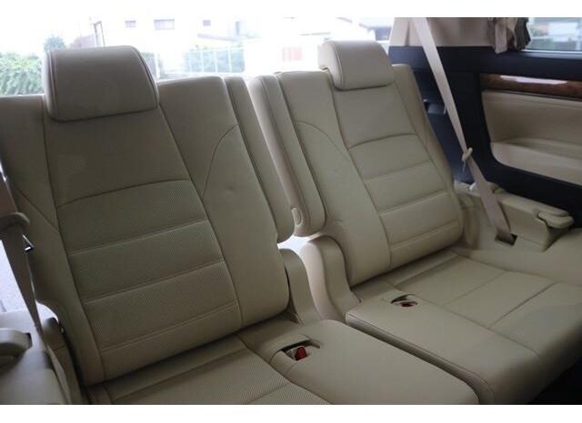 
								TOYOTA ALPHARD 2015 full									