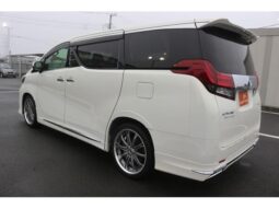
										TOYOTA ALPHARD 2015 full									