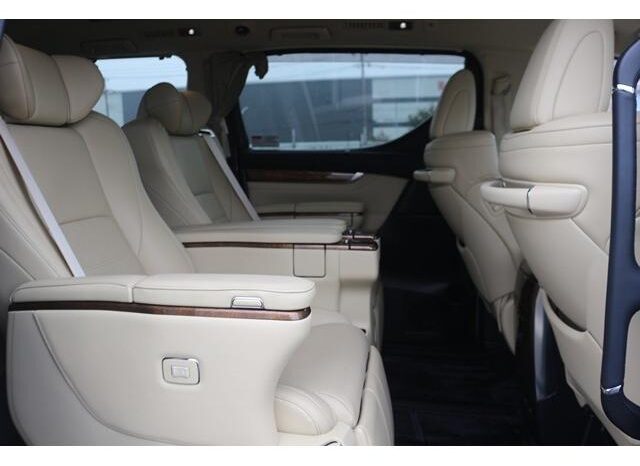 
								TOYOTA ALPHARD 2015 full									