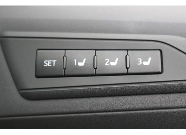 
								TOYOTA ALPHARD 2015 full									