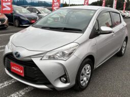 TOYOTA VITZ 2019