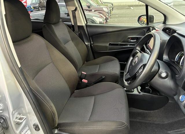 
								TOYOTA VITZ 2019 full									