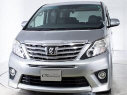 TOYOTA ALPHARD 2013